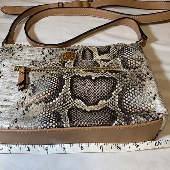 Anne Klein Crossbody - Picture 5 of 13